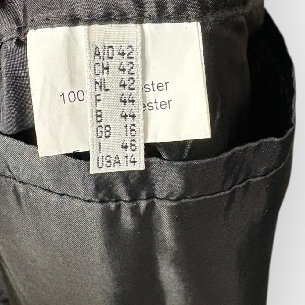 ERICH FEND Long Black Belted Trench Coat Women’s Size 14 US - Picture 10 of 13